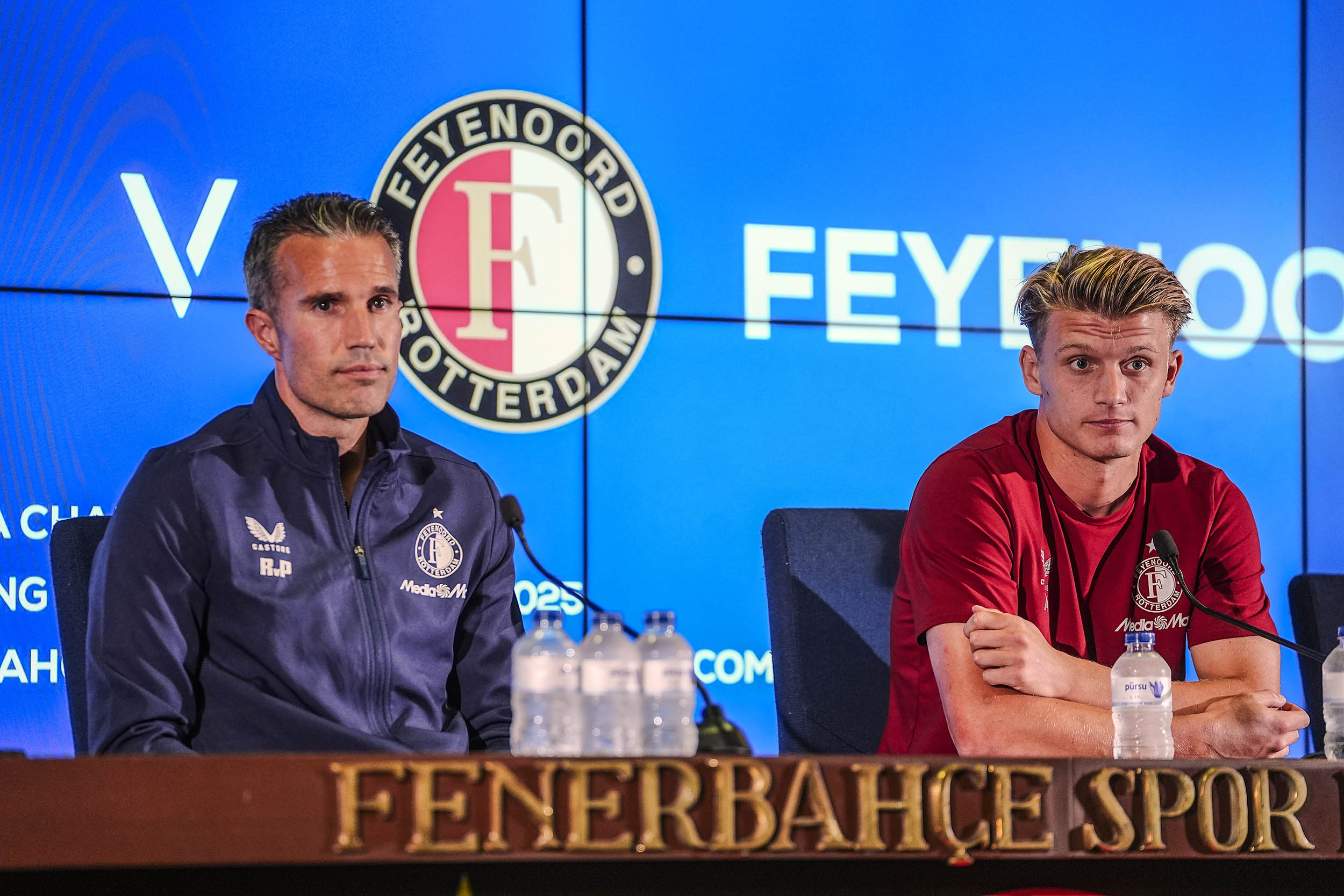 jiuyou-转会期英超焦点战，西汉姆迎来里程碑，更衣室稳定，年轻球员得到机会的简单介绍-jiuyou